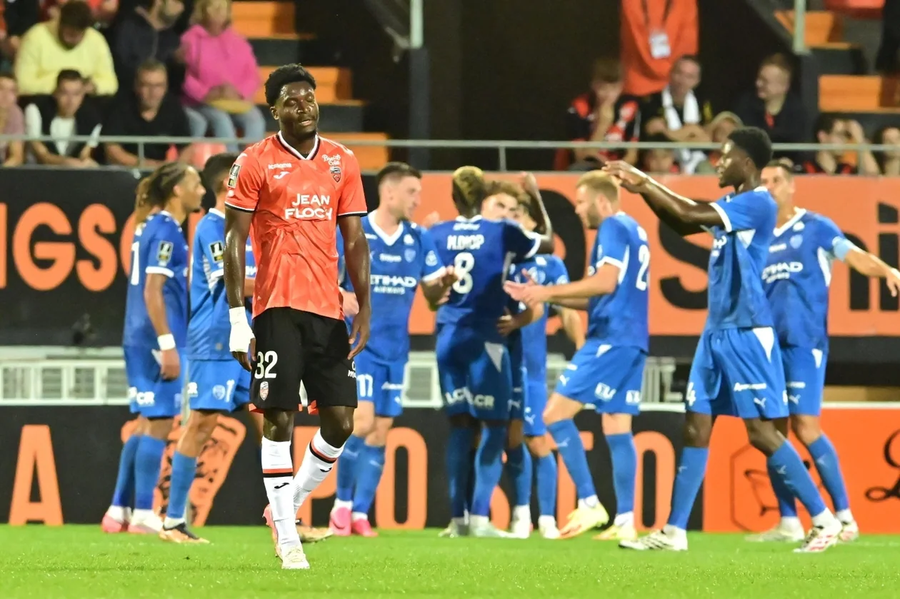Résultat | Lorient 1 / 2 Troyes
