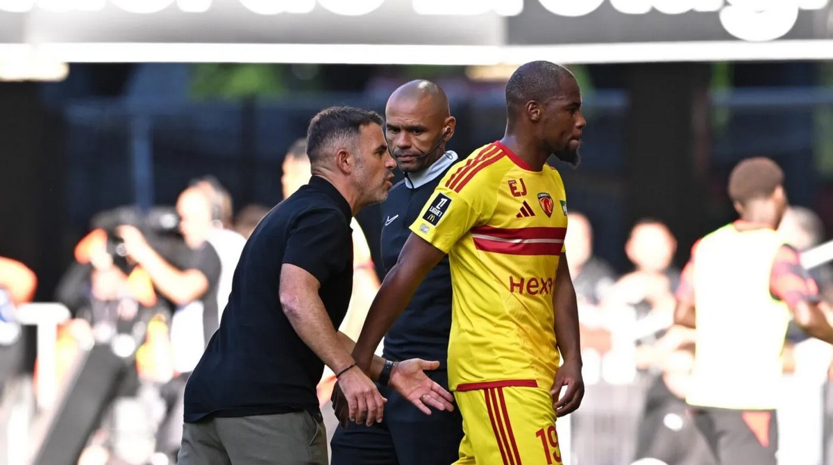 Joueur à Suivre - Djibril Sidibé, le retour de l'enfant du pays
