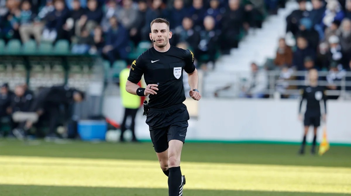 Guillaume Paradis au sifflet face à Marseille